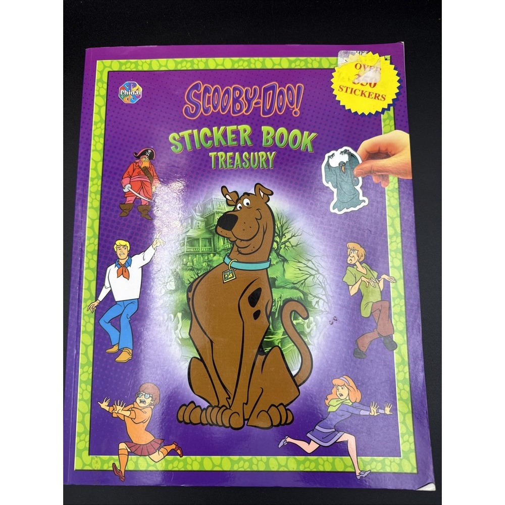Scooby Doo Sticker Book Treasury 2011, Partly Used